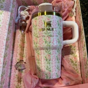 Loveshackfancy X Stanley Quencher H2.0 Tumbler 20 oz